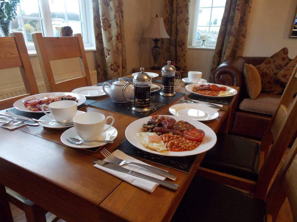 Craig Eithin B & B Caergeiliog ภายนอก รูปภาพ