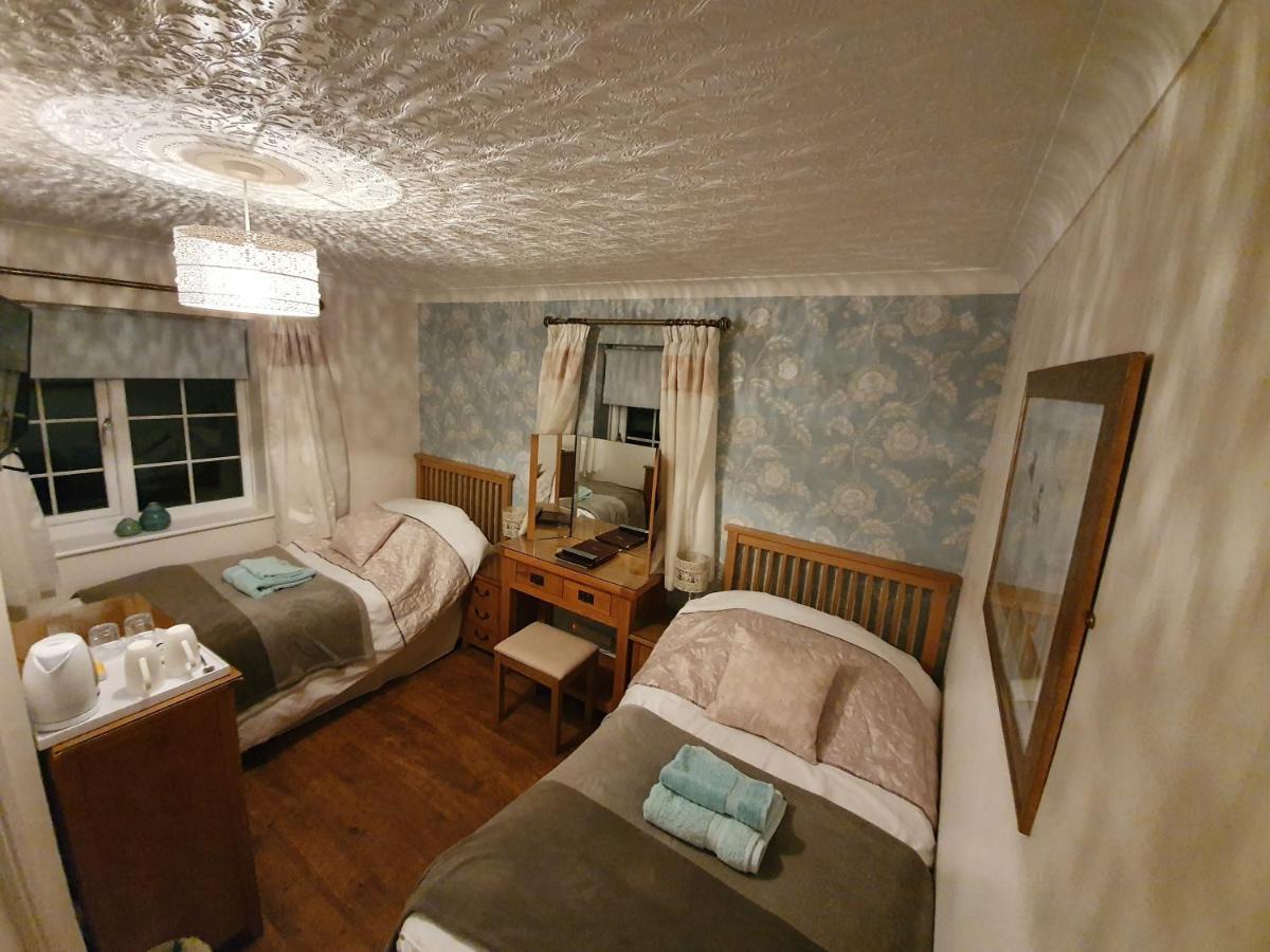 Craig Eithin B & B Caergeiliog ภายนอก รูปภาพ